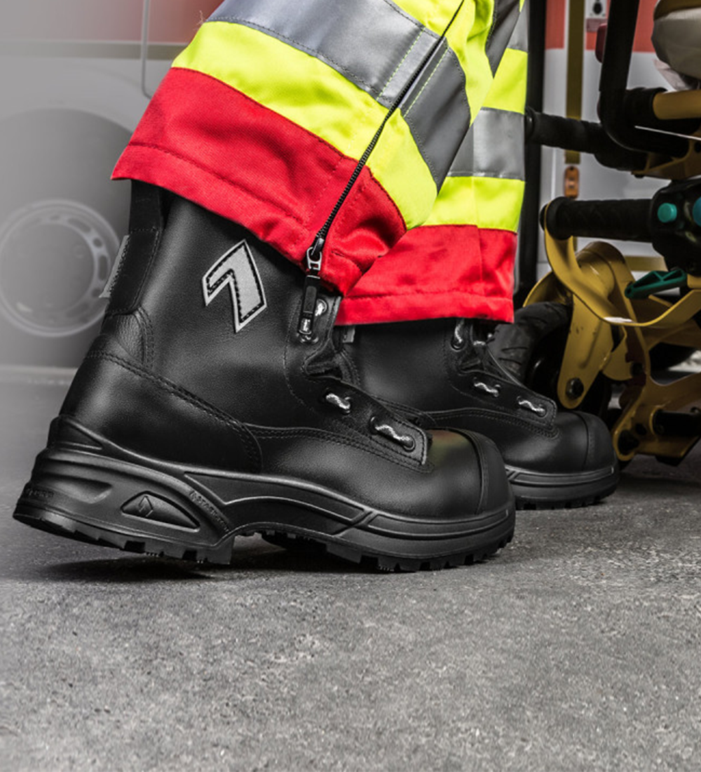 xr1-lady action v8 xr1-lady action v8