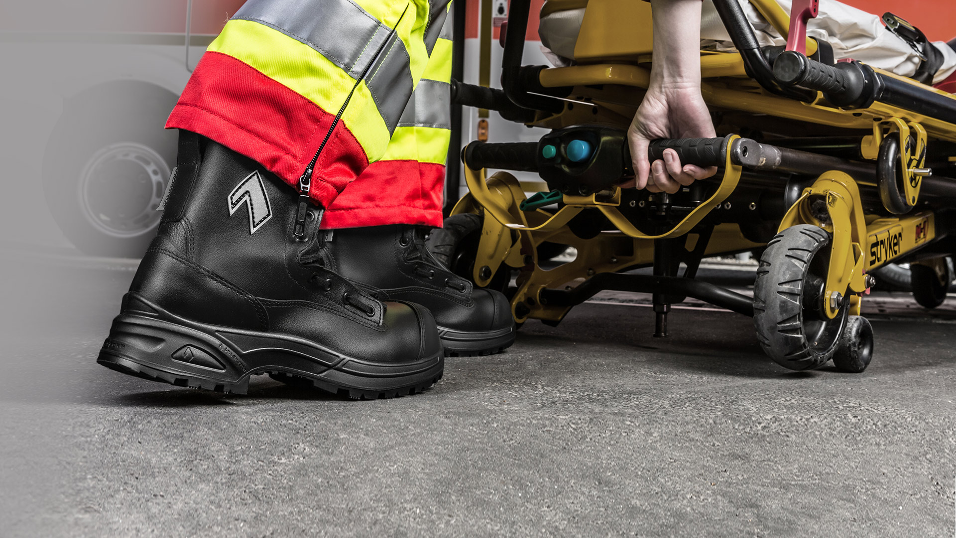 HAIX Rettungsdienst Feuerwehr Schutzstiefel AIRPOWER XR1 Goretex Boots Stiefel 